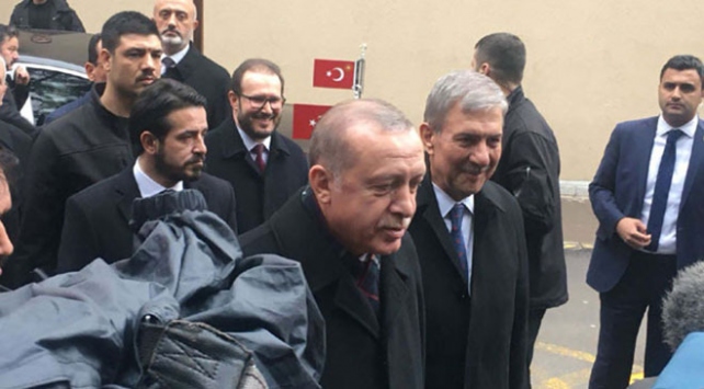 Cumhurbaşkanı Erdoğan’dan hasta ziyareti