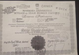YSK, Cumhurbaşkanı Erdoğan'ın diplomasını paylaştı