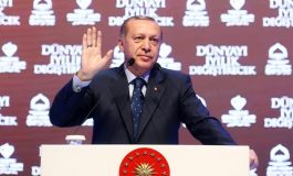 HER YIL TÜRKİYE İÇİN İNSAN HAKLARI KARNESİ HAZIRLAYANLAR, DEMOKRASİ DERSİNDEN SINIFTA KALDI