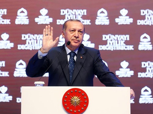 HER YIL TÜRKİYE İÇİN İNSAN HAKLARI KARNESİ HAZIRLAYANLAR, DEMOKRASİ DERSİNDEN SINIFTA KALDI