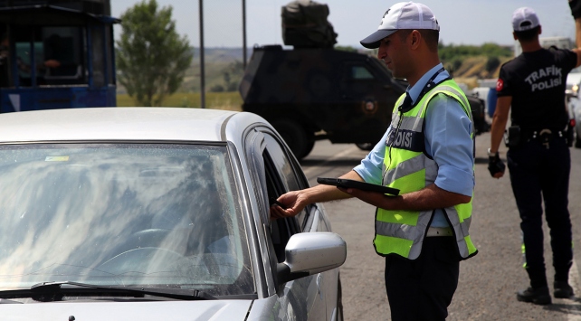 Trafikte bayram denetimleri başladı