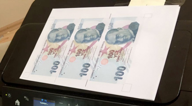 FETÖ zanlısının evinde sahte banknot ele geçirildi