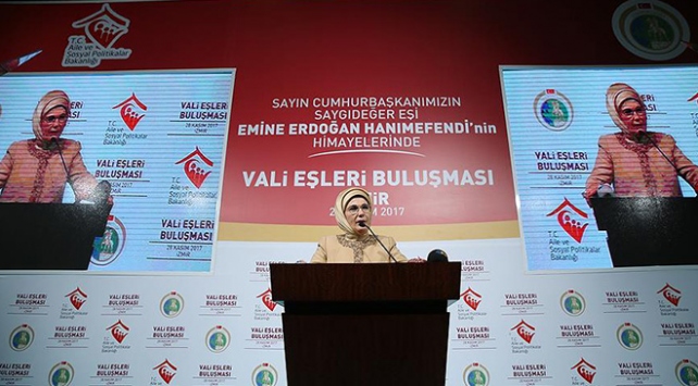 Emine Erdoğan: Yerkürede nerede insanlık sorunu varsa biz oradayız