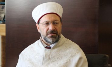 Diyanet İşleri Başkanı Erbaş: Eğer sağlıklı din eğitimi verilmezse insanların gönülleri yanlış bir İslam anlayışına kayıyor
