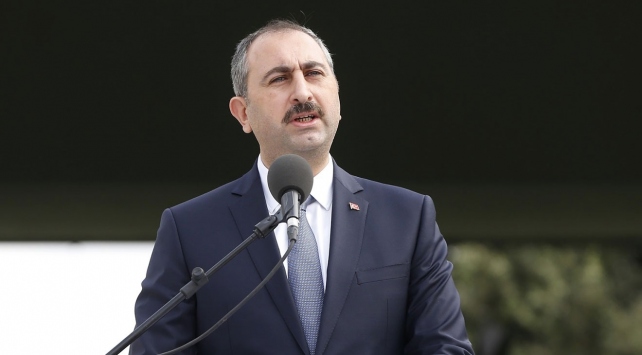 Adalet Bakanı Gül: Sadece 15-16 Temmuz’daki darbe girişiminin püskürtülmesiyle ilgili