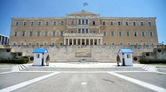 Yunan Hükümeti, darbeci askere sığınma hakkı verilmesine itiraz etti