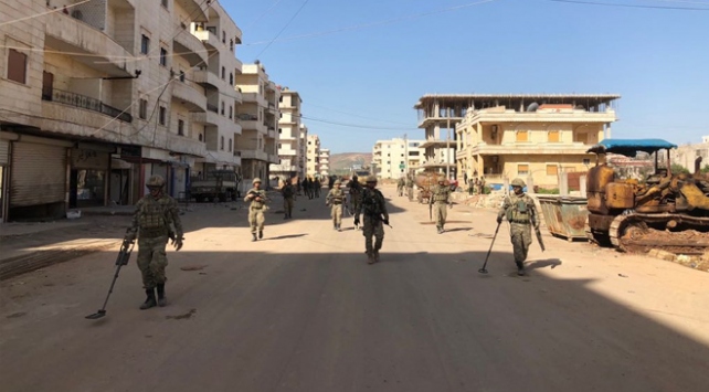 Afrin’e girişler geçici olarak durduruldu