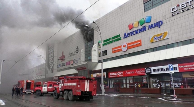 Rusya’da yanan AVM’nin müdürü ve güvenlik görevlisi tutuklandı