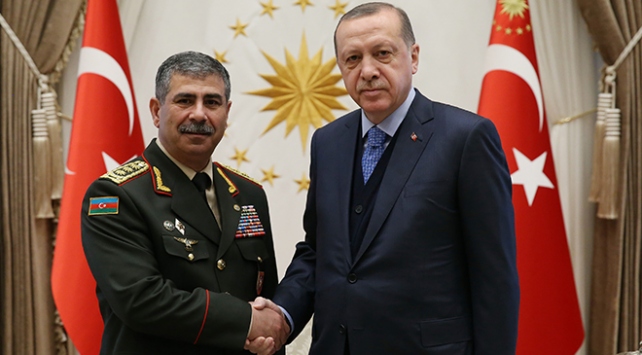 Cumhurbaşkanı Erdoğan Azerbaycan Savunma Bakanı’nı kabul etti